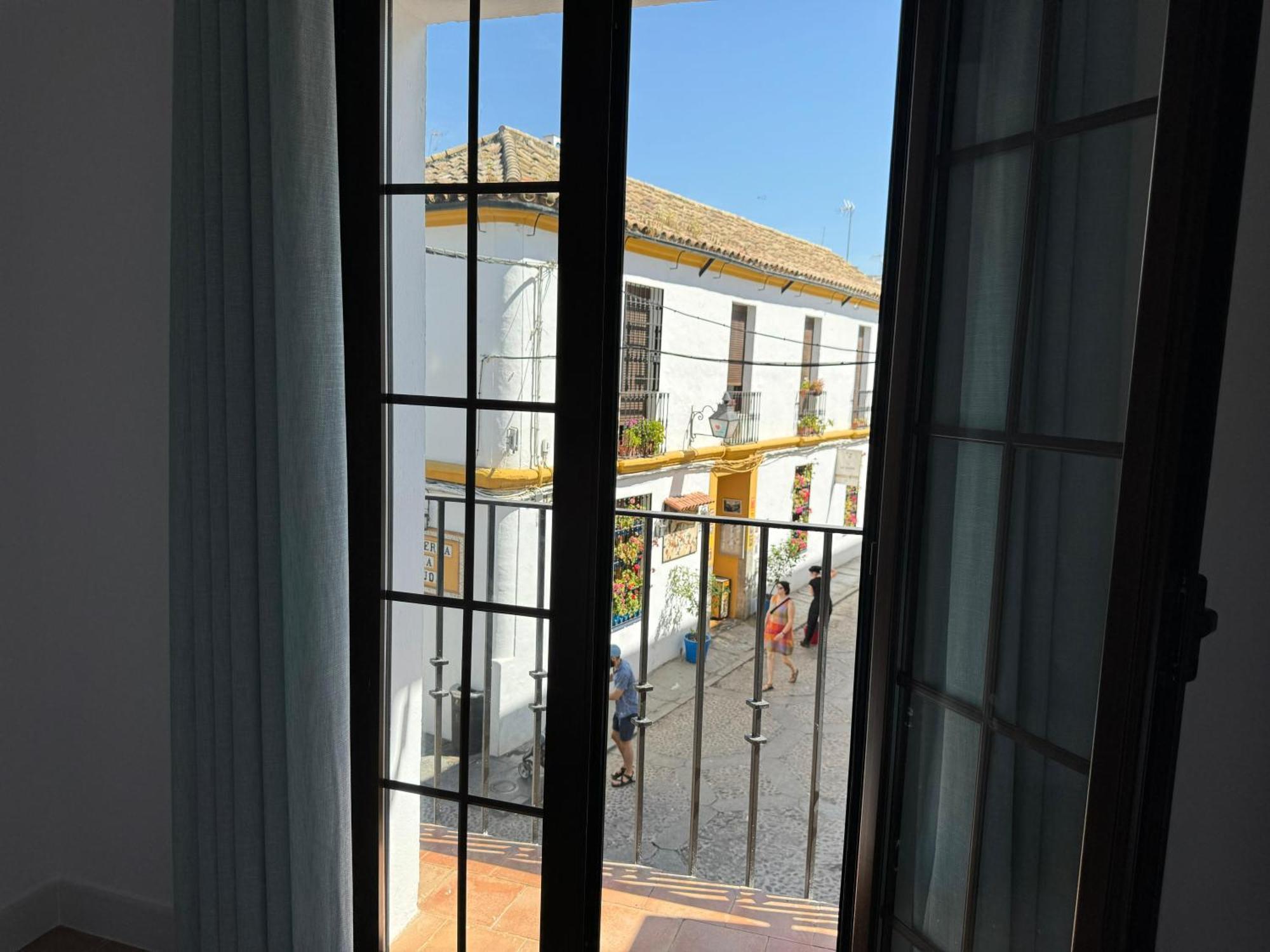 Balcon De Los Patios Con Parking Кордова Екстер'єр фото