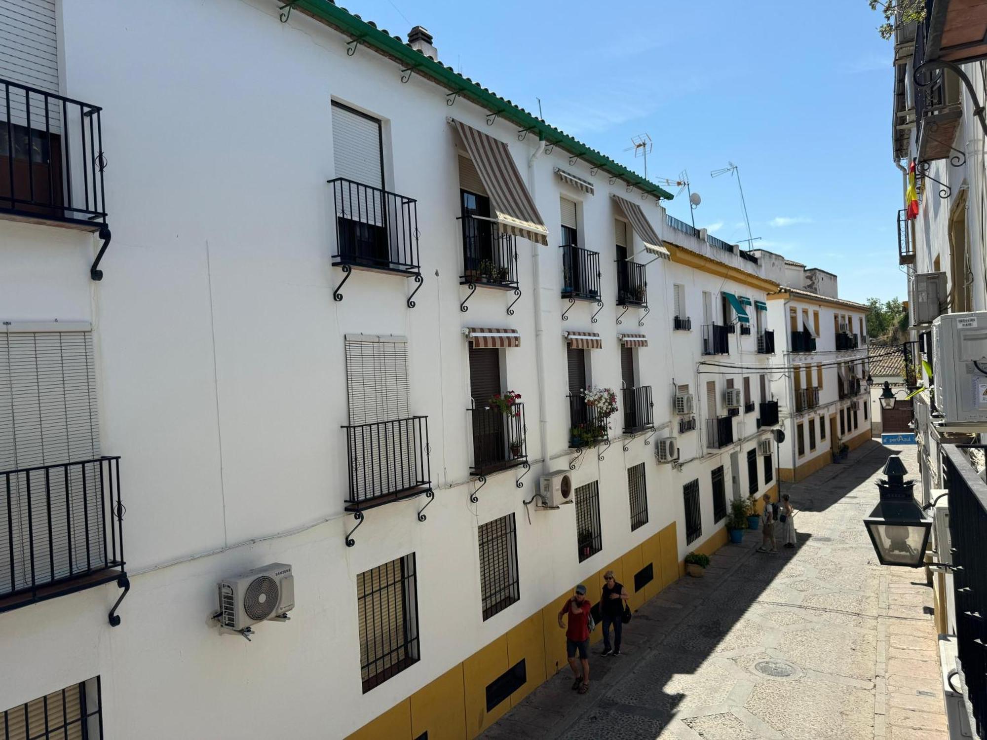Balcon De Los Patios Con Parking Кордова Екстер'єр фото